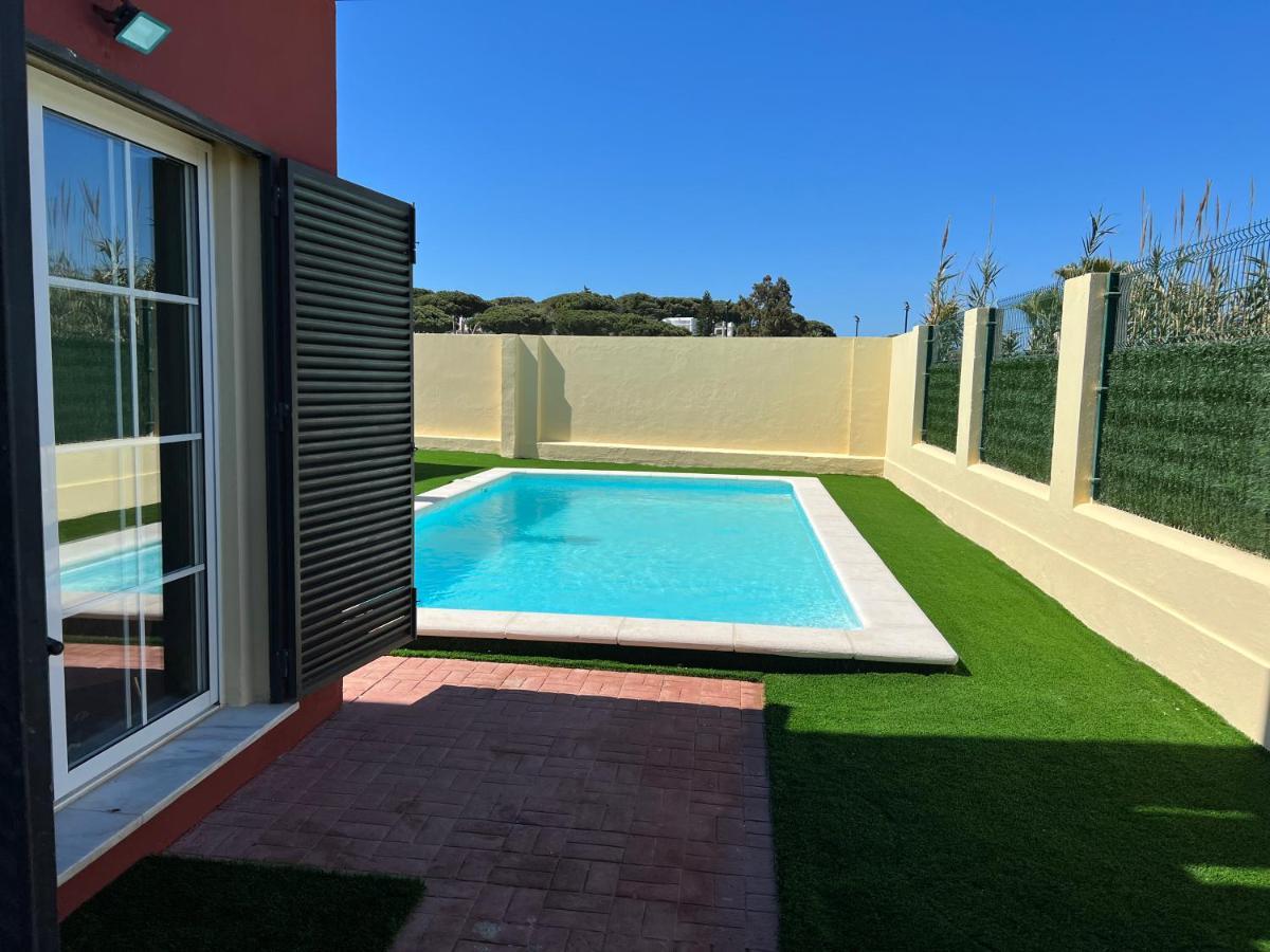 Villa Casa Piscina Playa Barrosa Delfin 6 Chiclana de la Frontera Exterior foto