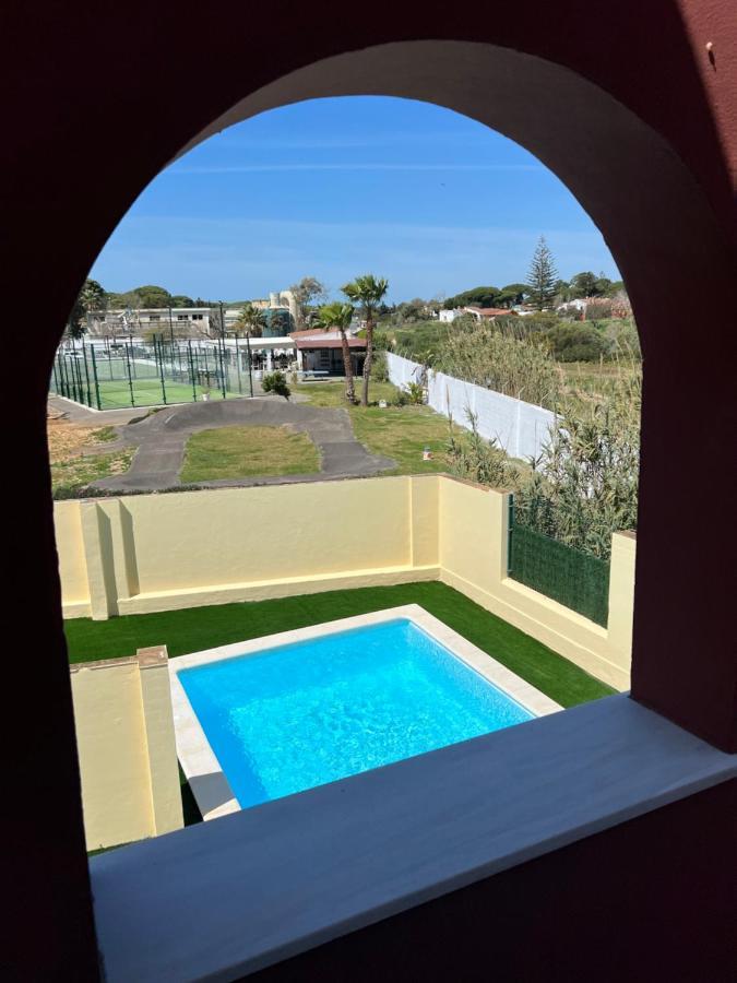 Villa Casa Piscina Playa Barrosa Delfin 6 Chiclana de la Frontera Exterior foto