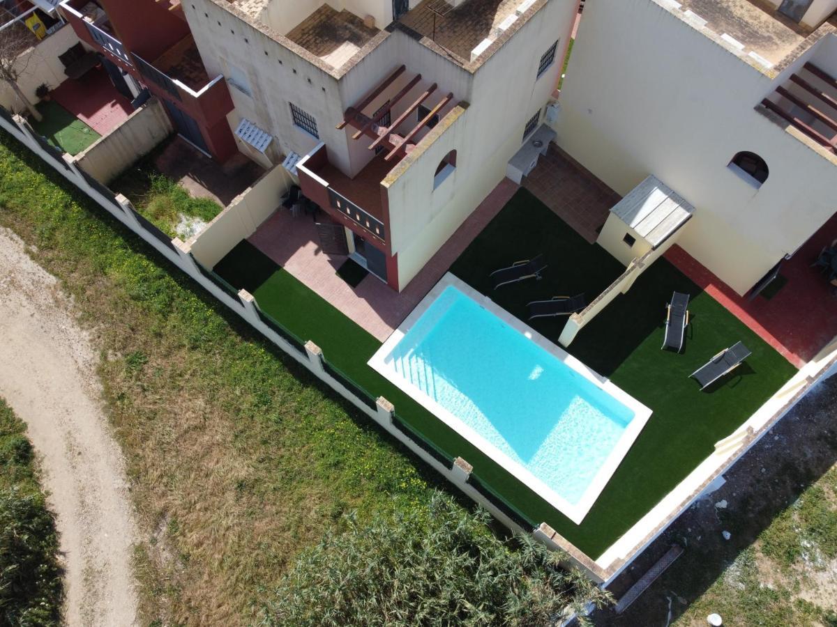 Villa Casa Piscina Playa Barrosa Delfin 6 Chiclana de la Frontera Exterior foto